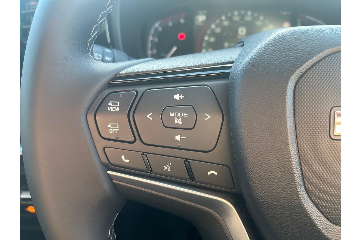 2025 Isuzu MU-X X-TERRAIN