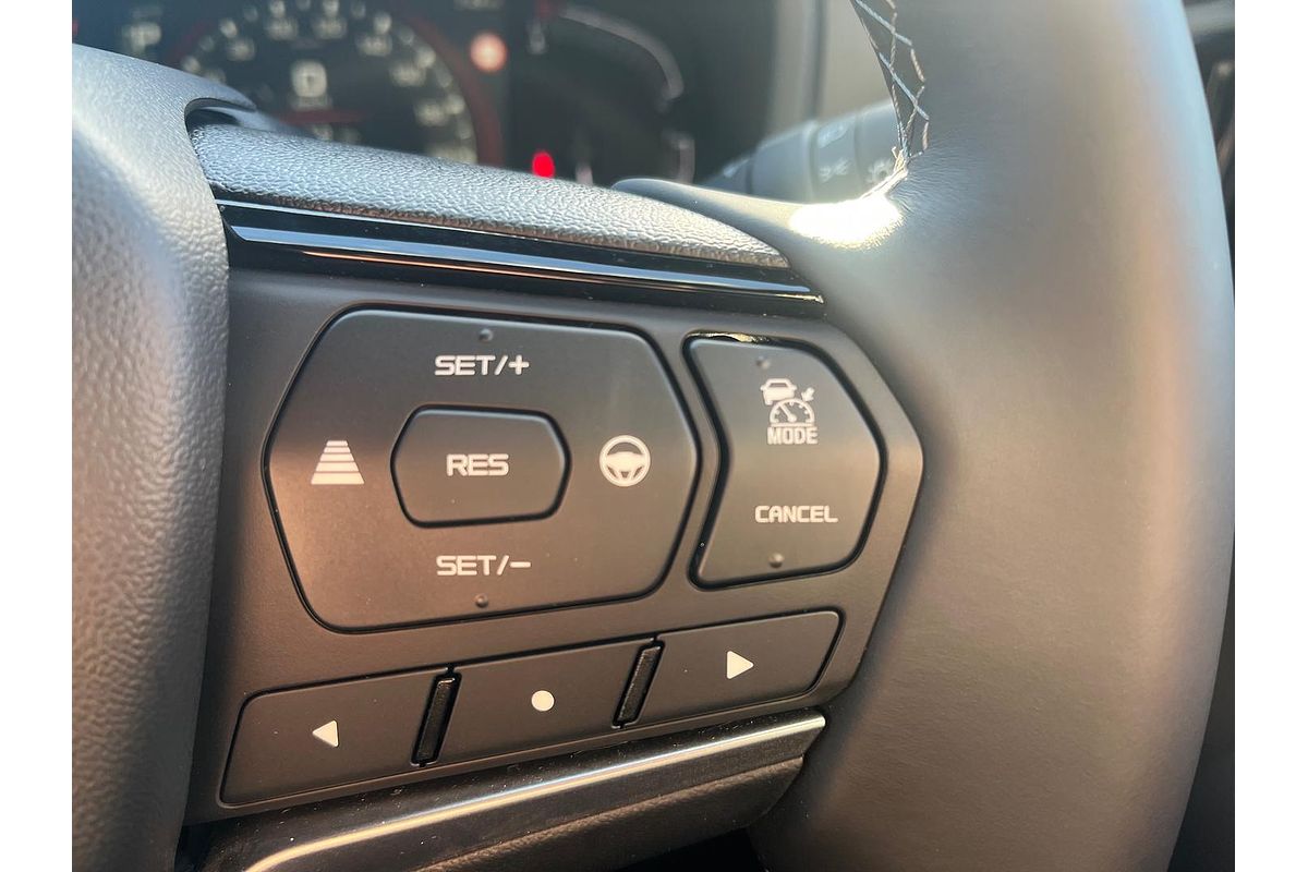 2025 Isuzu MU-X X-TERRAIN