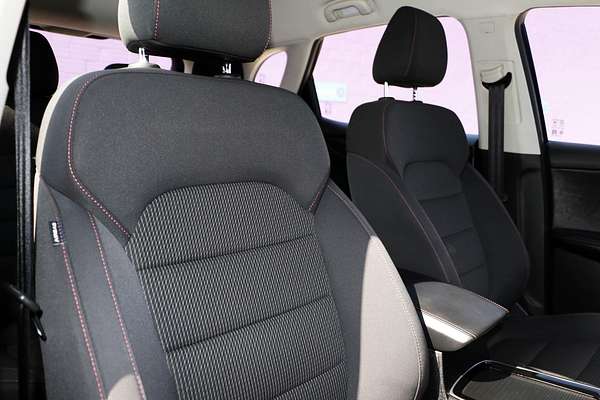 2021 MG HS Core SAS23