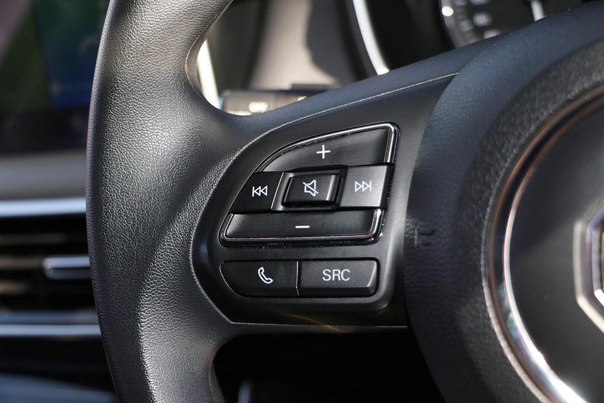 2021 MG HS Core SAS23