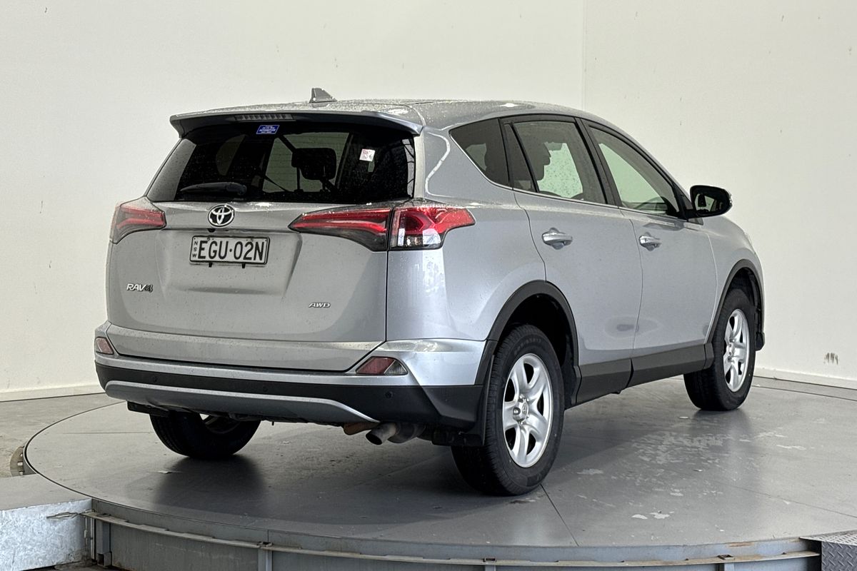 2018 Toyota RAV4 GX ASA44R