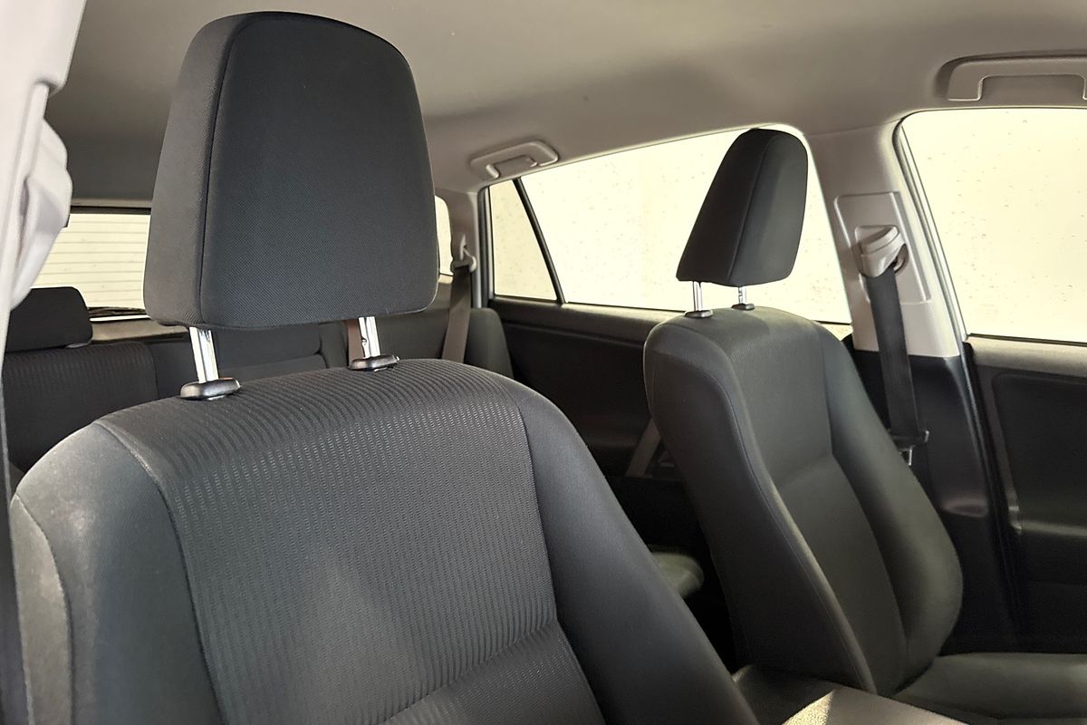 2018 Toyota RAV4 GX ASA44R