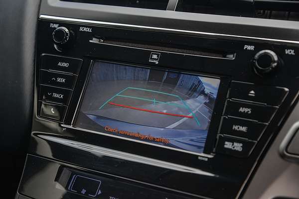 2019 Toyota Prius V ZVW40R