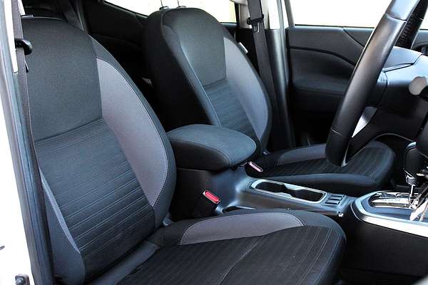 2021 Nissan Navara ST D23 4X4