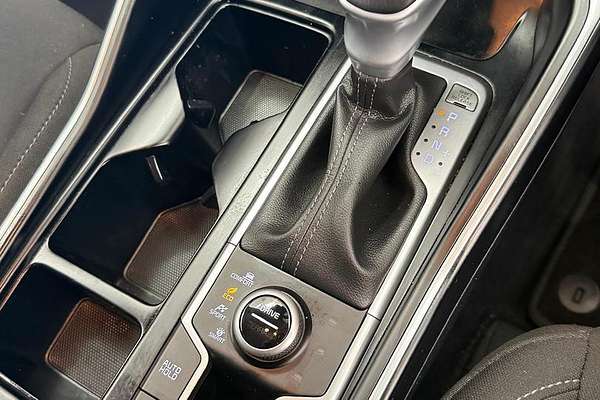 2022 Kia Sorento Sport MQ4