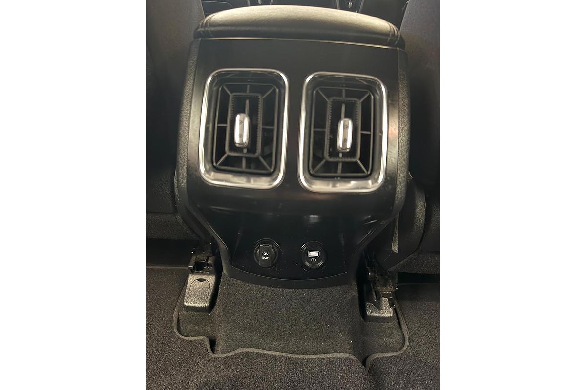 2022 Kia Sorento Sport MQ4