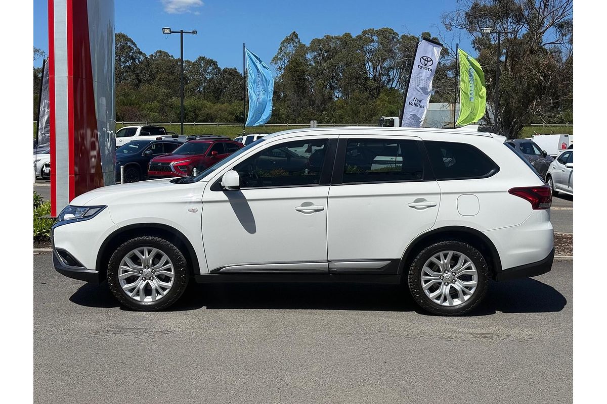 2021 Mitsubishi Outlander ES ZL