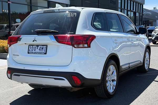 2021 Mitsubishi Outlander ES ZL