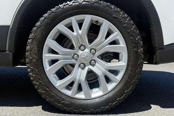 2021 Mitsubishi Outlander ES ZL