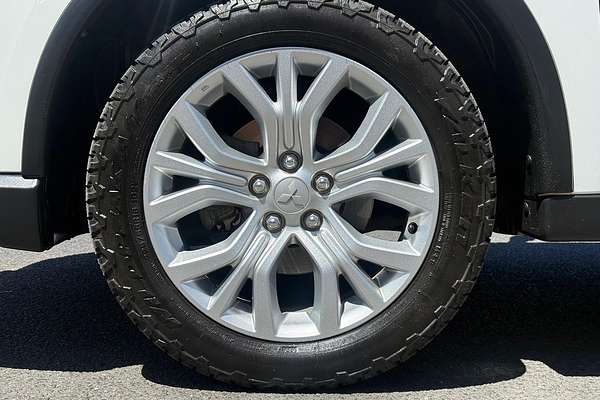 2021 Mitsubishi Outlander ES ZL