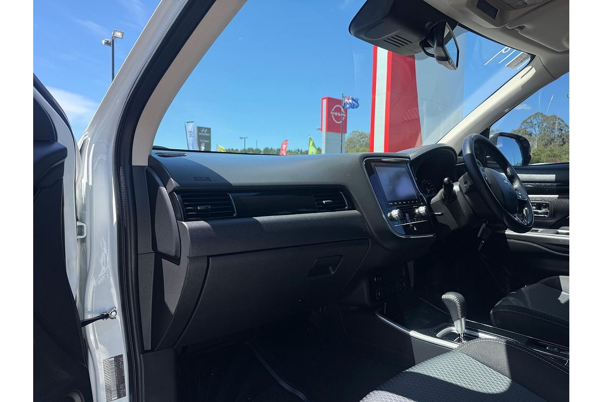 2021 Mitsubishi Outlander ES ZL