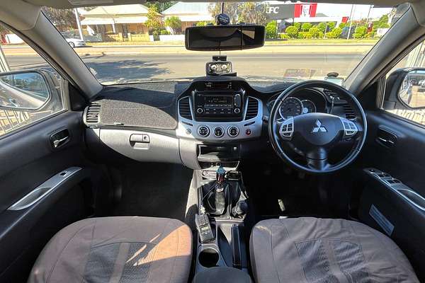 2014 Mitsubishi Triton GLX-R MN 4X4