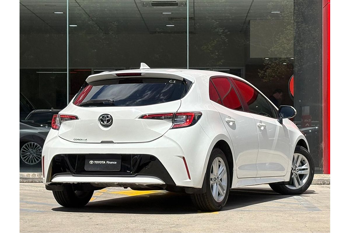 2022 Toyota Corolla Ascent Sport Hybrid ZWE211R