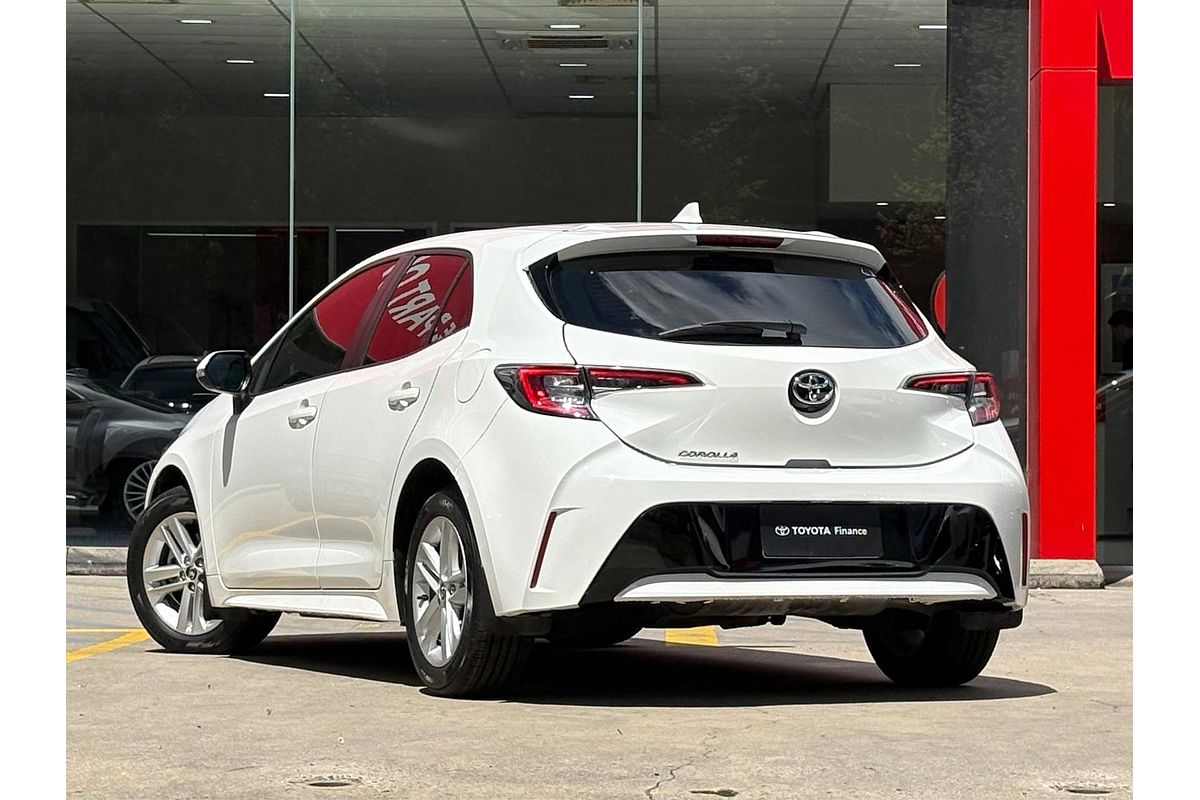 2022 Toyota Corolla Ascent Sport Hybrid ZWE211R