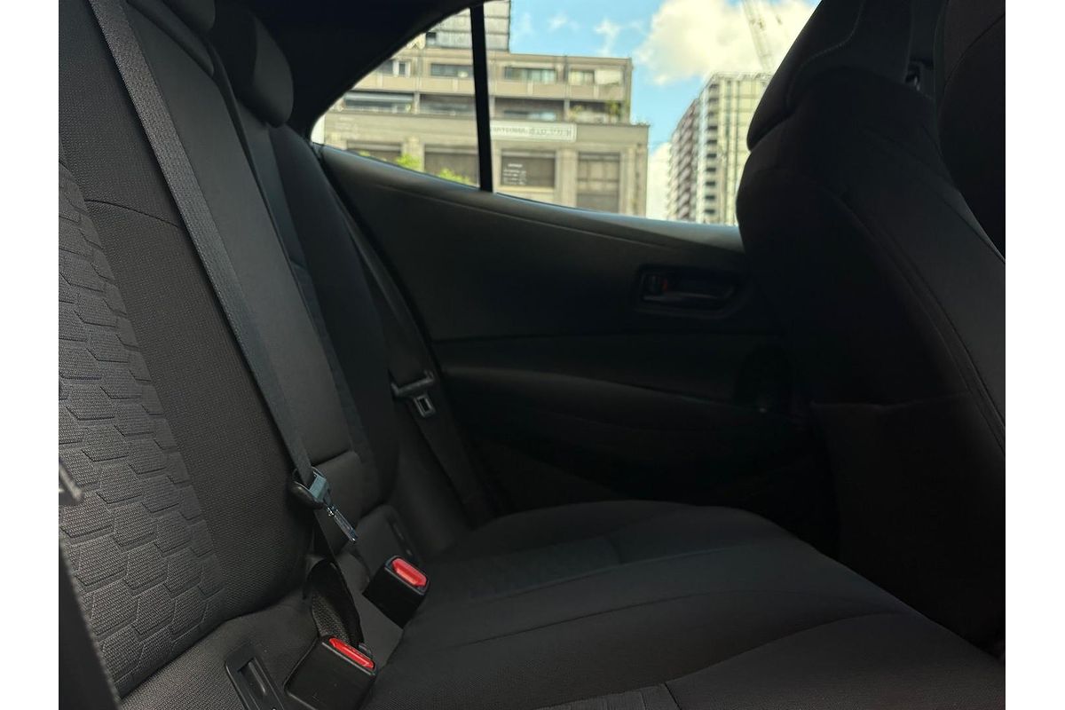 2022 Toyota Corolla Ascent Sport Hybrid ZWE211R