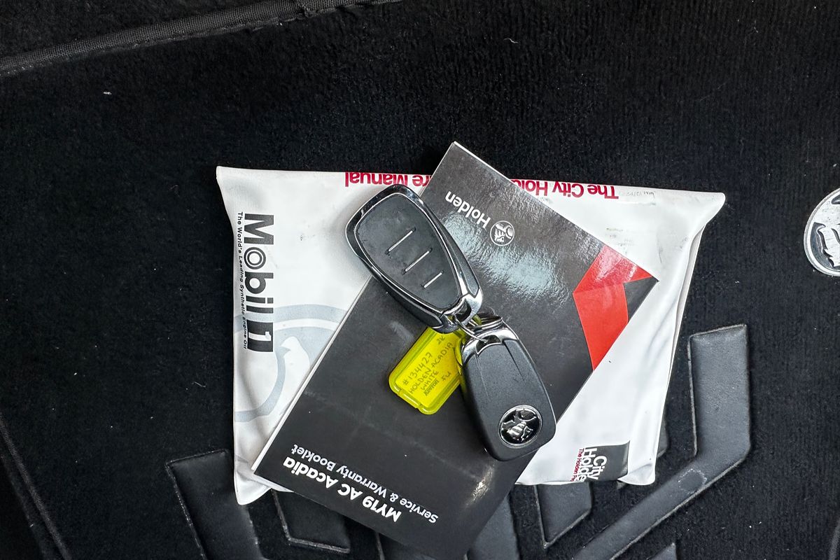 2019 Holden Acadia LTZ AC