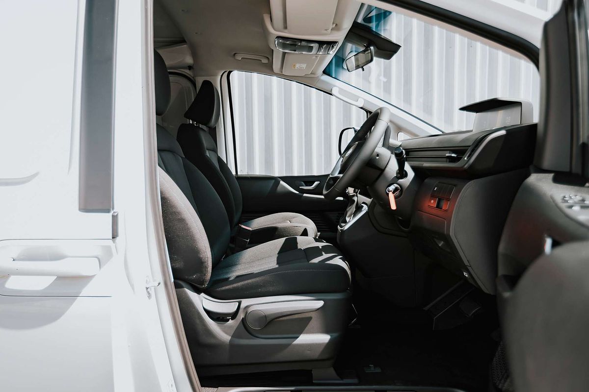 2025 Hyundai STARIA LOAD  US4.V3