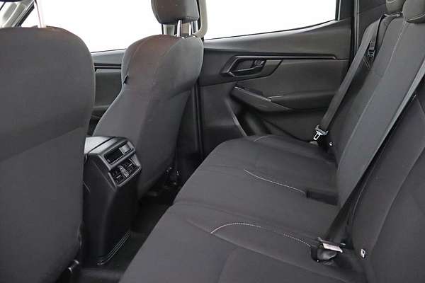 2021 Isuzu D-MAX SX High Ride Rear Wheel Drive