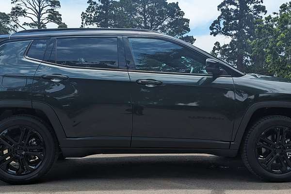 2023 Jeep Compass Night Eagle M6