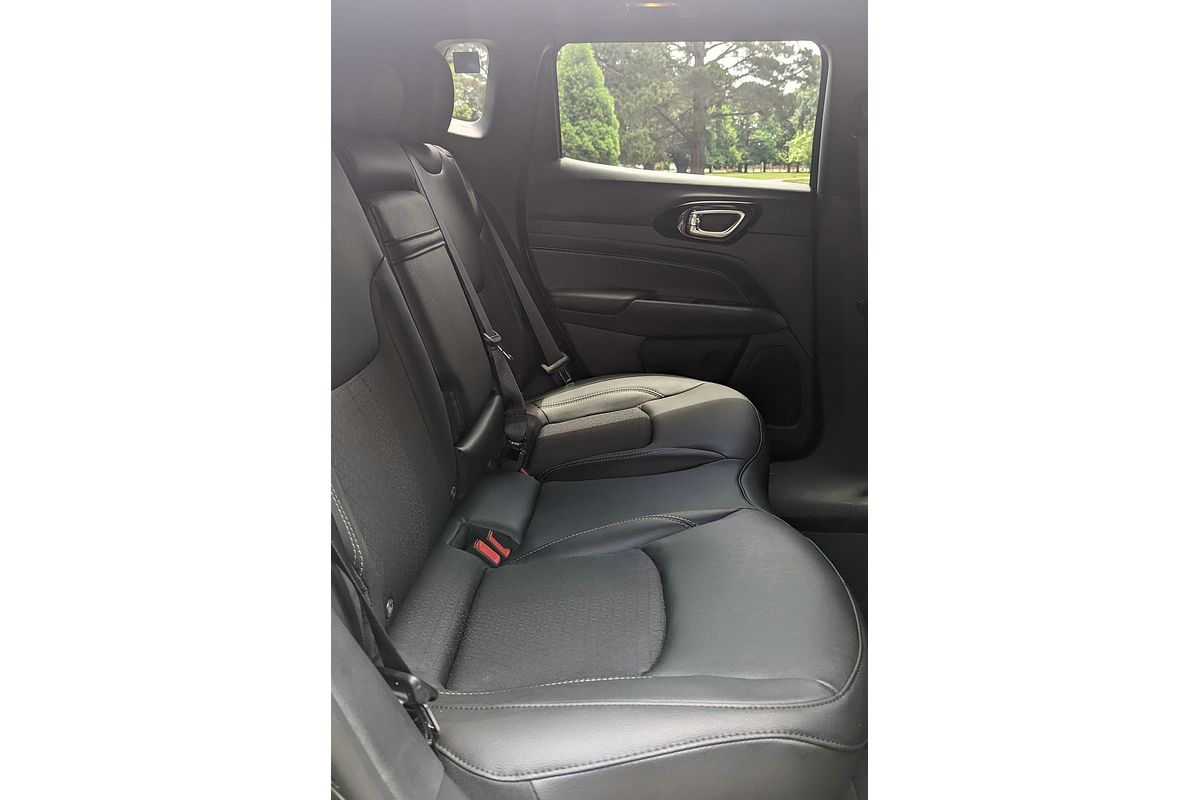 2023 Jeep Compass Night Eagle M6