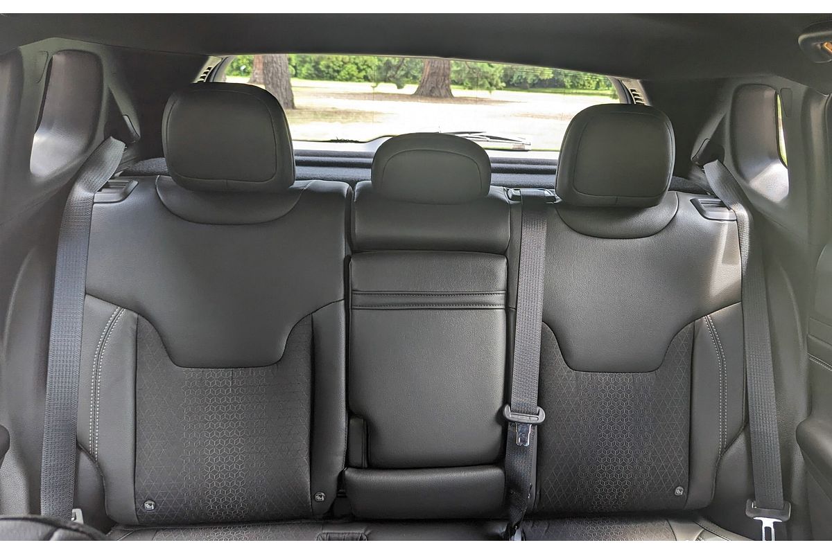 2023 Jeep Compass Night Eagle M6