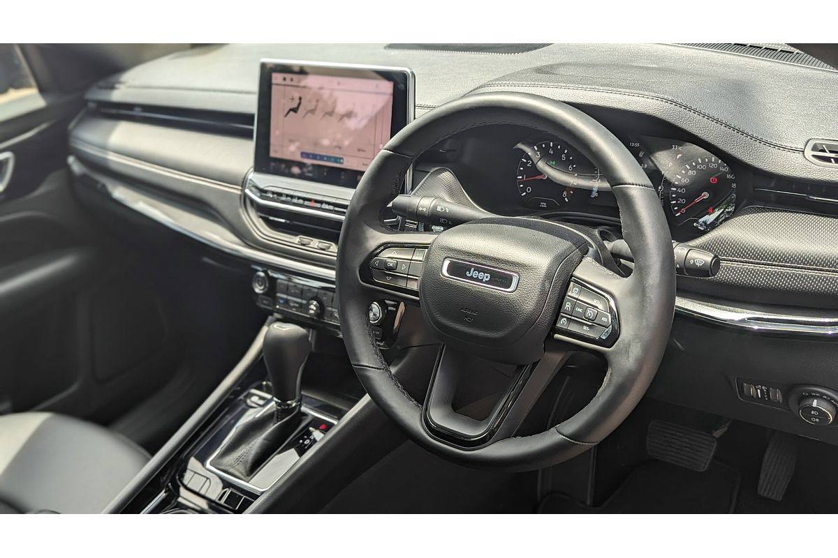 2023 Jeep Compass Night Eagle M6