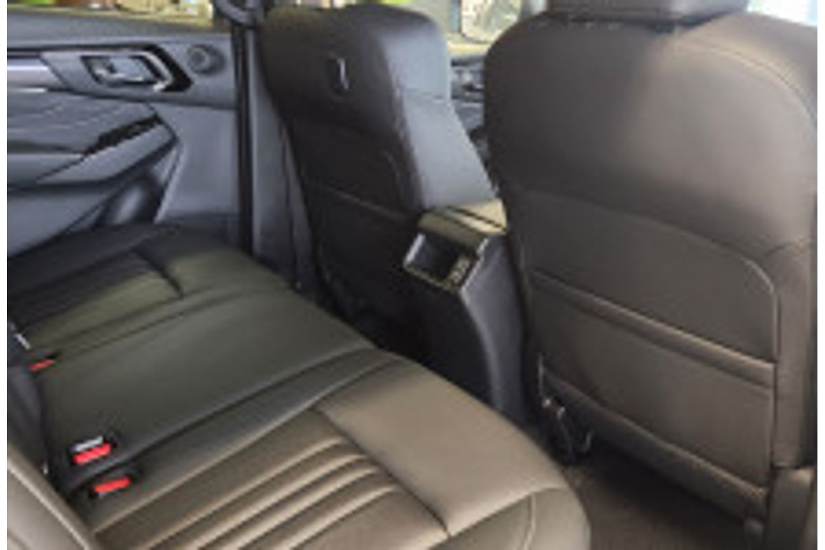 2025 Isuzu MU-X LS-T