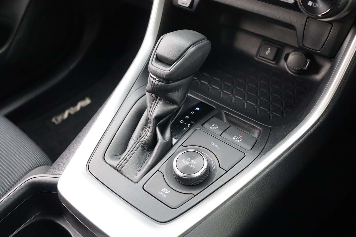 2021 Toyota RAV4 GX AXAH54R