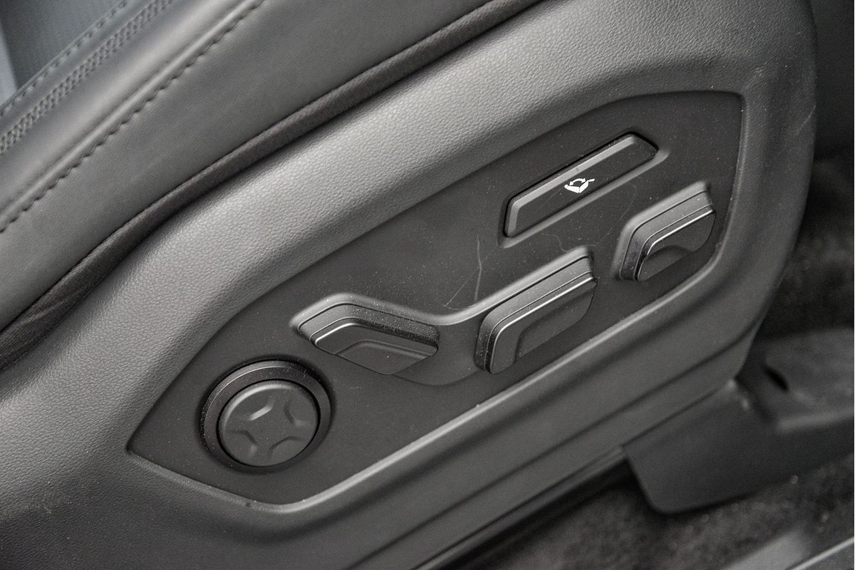 2025 Hyundai Santa Fe Hybrid MX5.V2