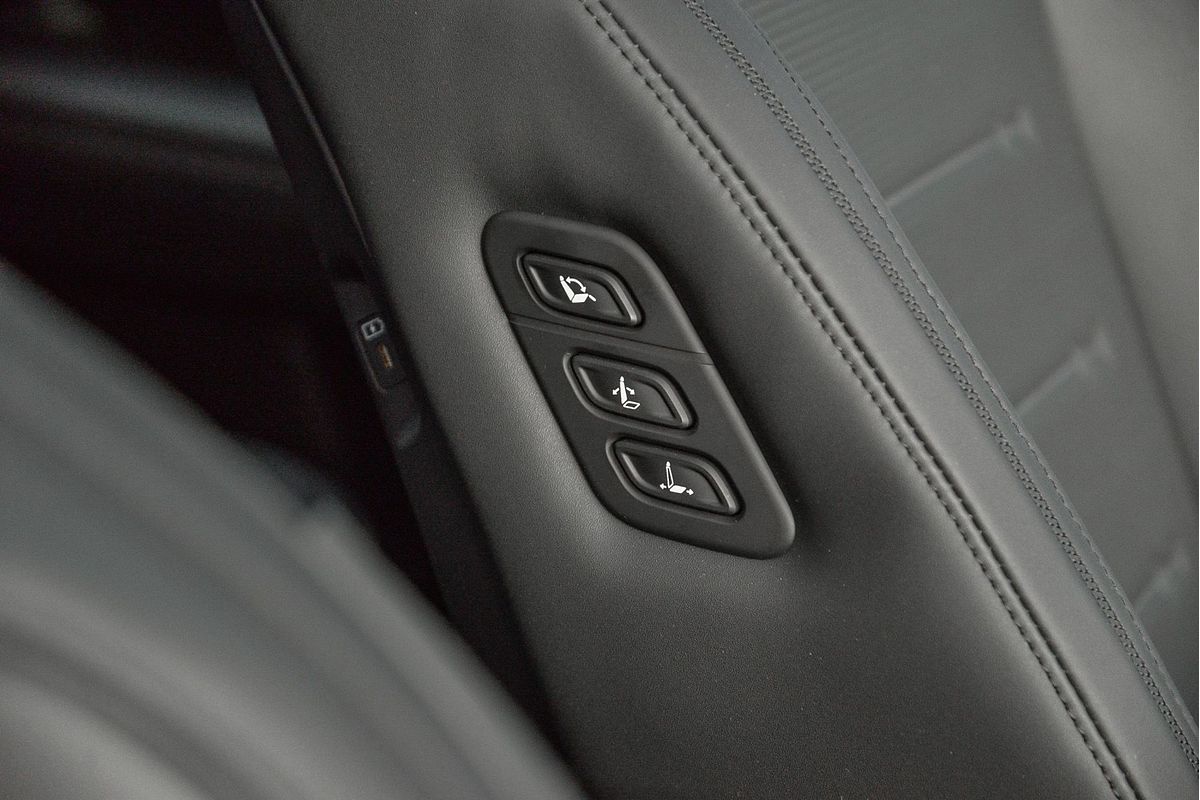 2025 Hyundai Santa Fe Hybrid MX5.V2