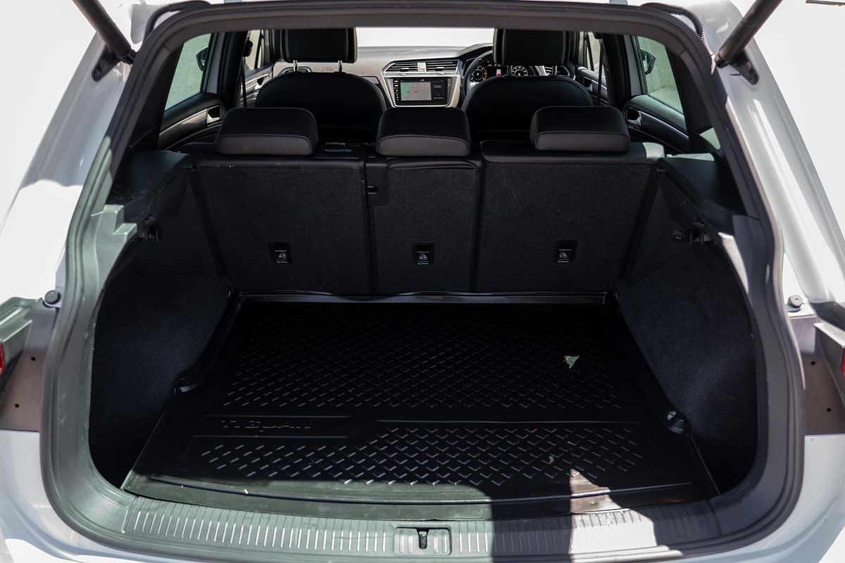 2017 Volkswagen Tiguan 140TDI Highline 5N