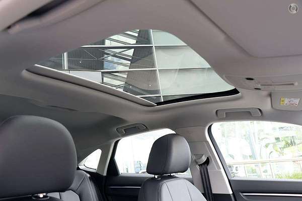 2025 Audi Q3 35 TFSI S line edition F3