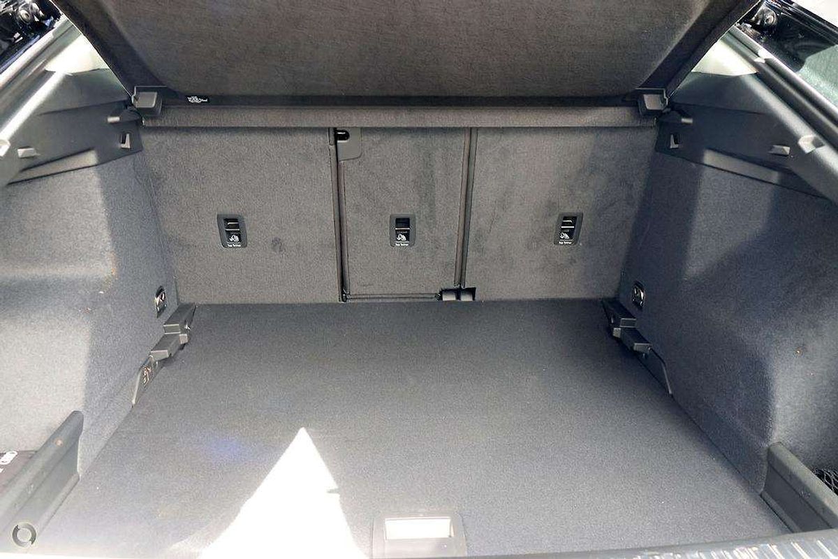 2025 Audi Q3 35 TFSI S line edition F3