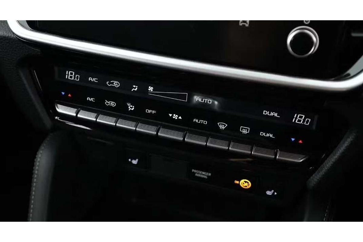 2025 Isuzu MU-X LS-T