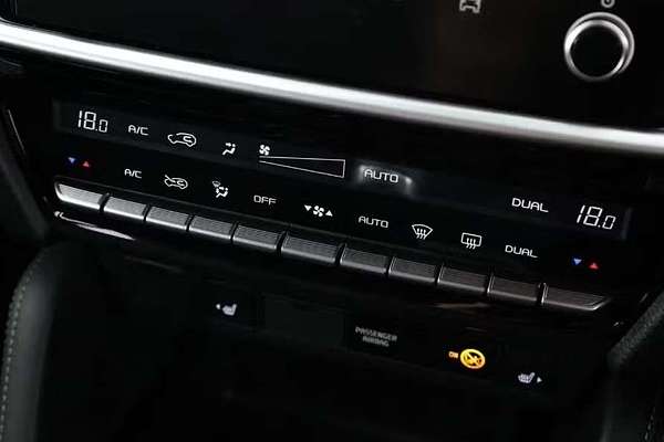 2025 Isuzu MU-X LS-T