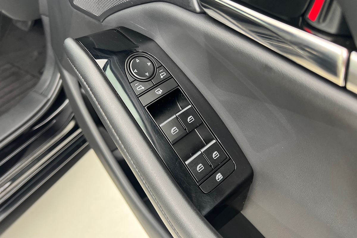 2023 Mazda 3 G20 Touring BP Series