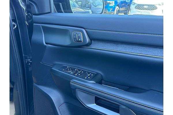 2025 Ford Everest Platinum 3.0L