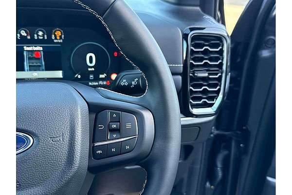 2025 Ford Everest Platinum 3.0L