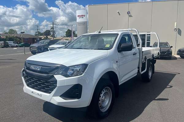 2025 Isuzu D-MAX SX 4X4