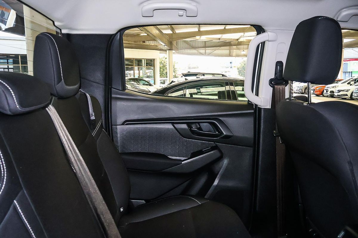 2023 Isuzu D-MAX SX 4X4