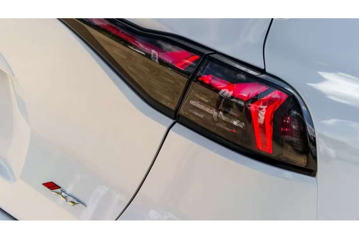 2025 Isuzu MU-X X-TERRAIN