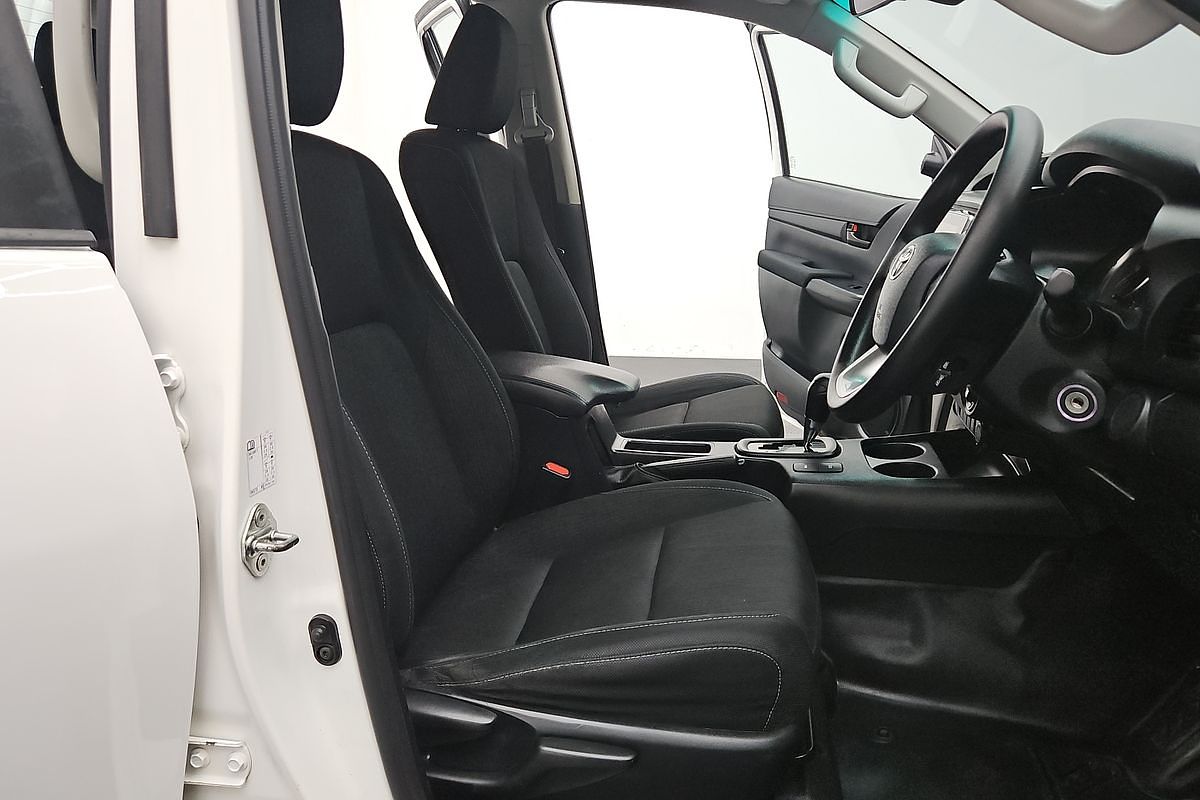 2021 Toyota Hilux SR GUN126R 4X4