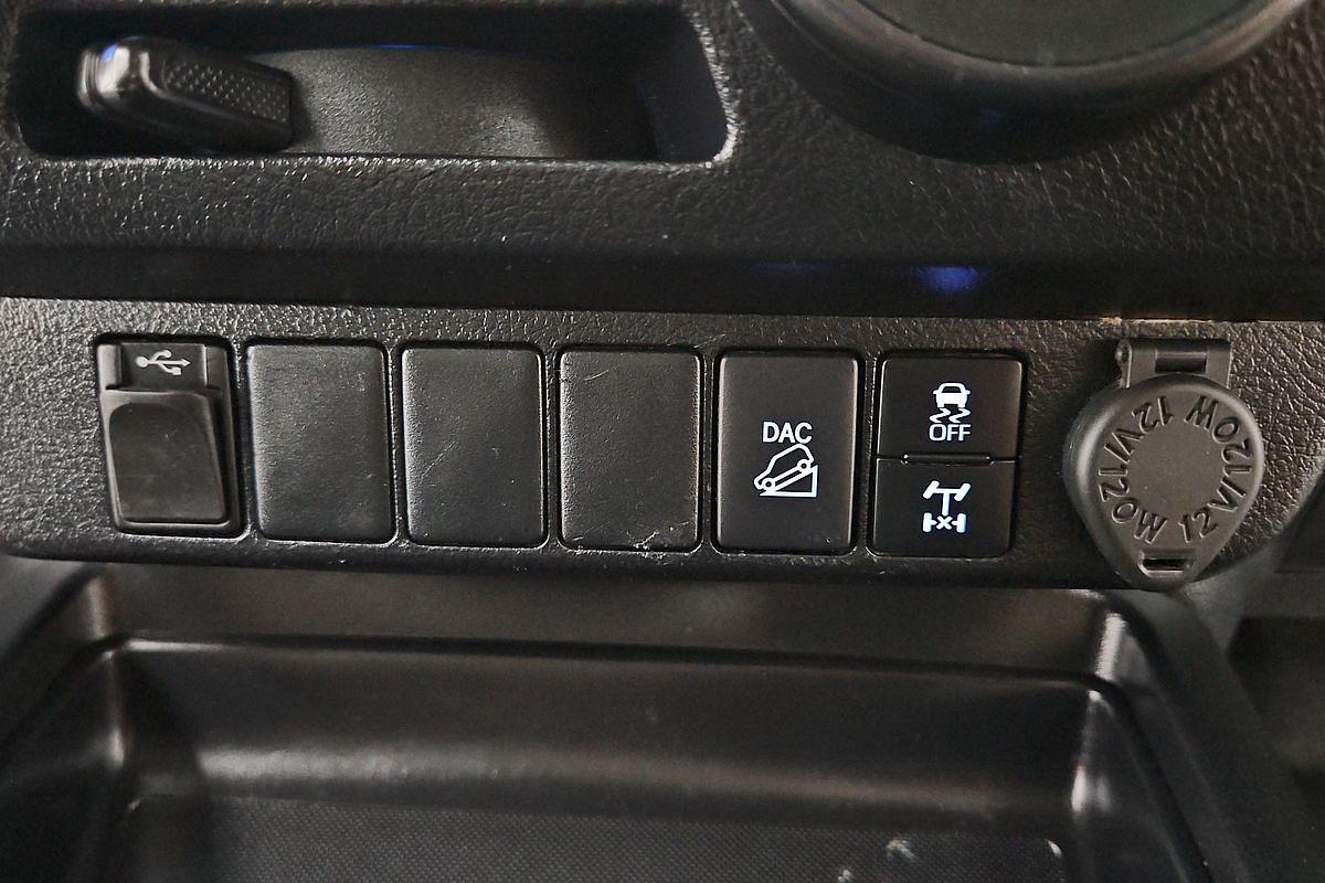 2021 Toyota Hilux SR GUN126R 4X4