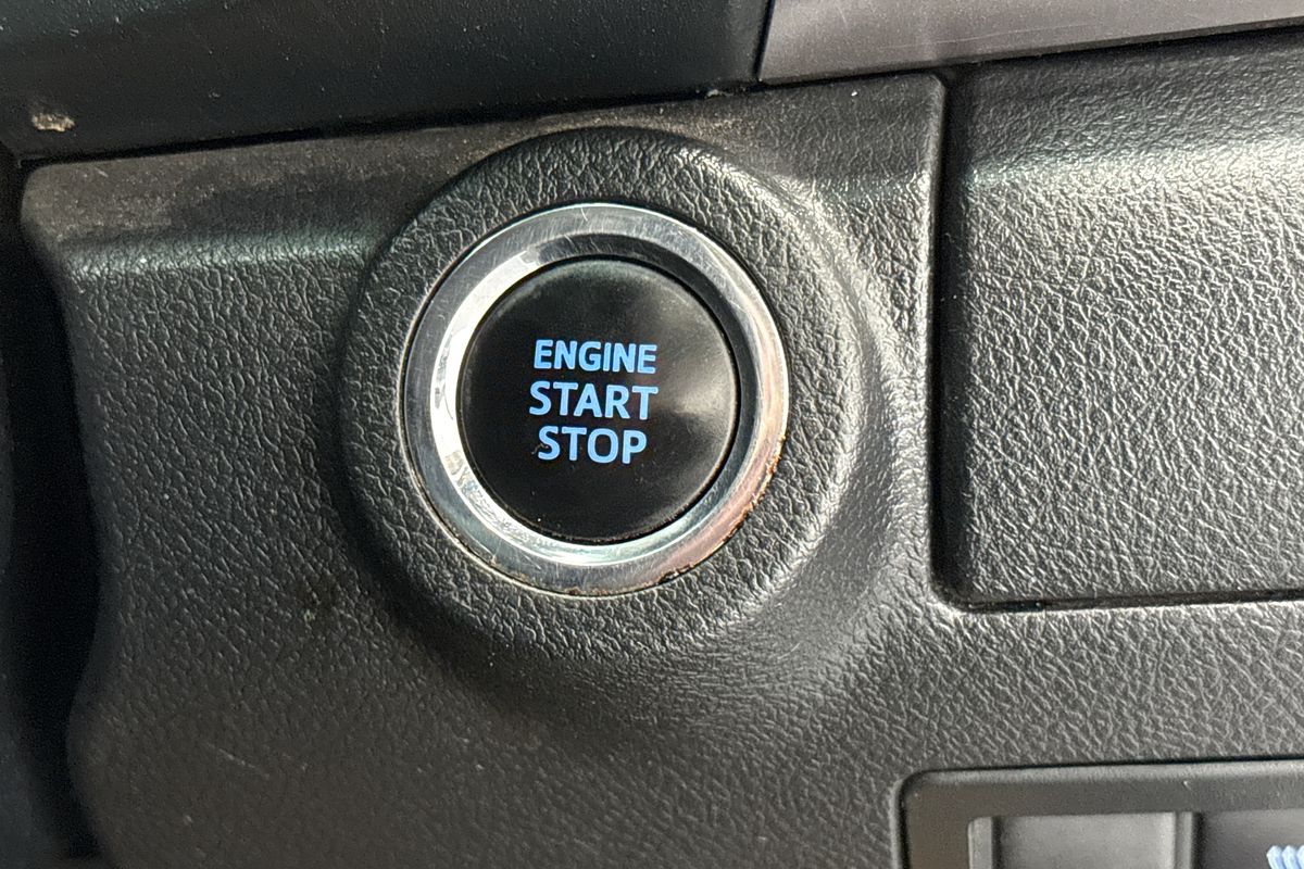 2018 Toyota Hilux SR5 GUN126R 4X4