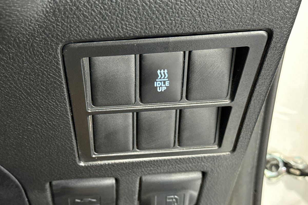 2018 Toyota Hilux SR5 GUN126R 4X4