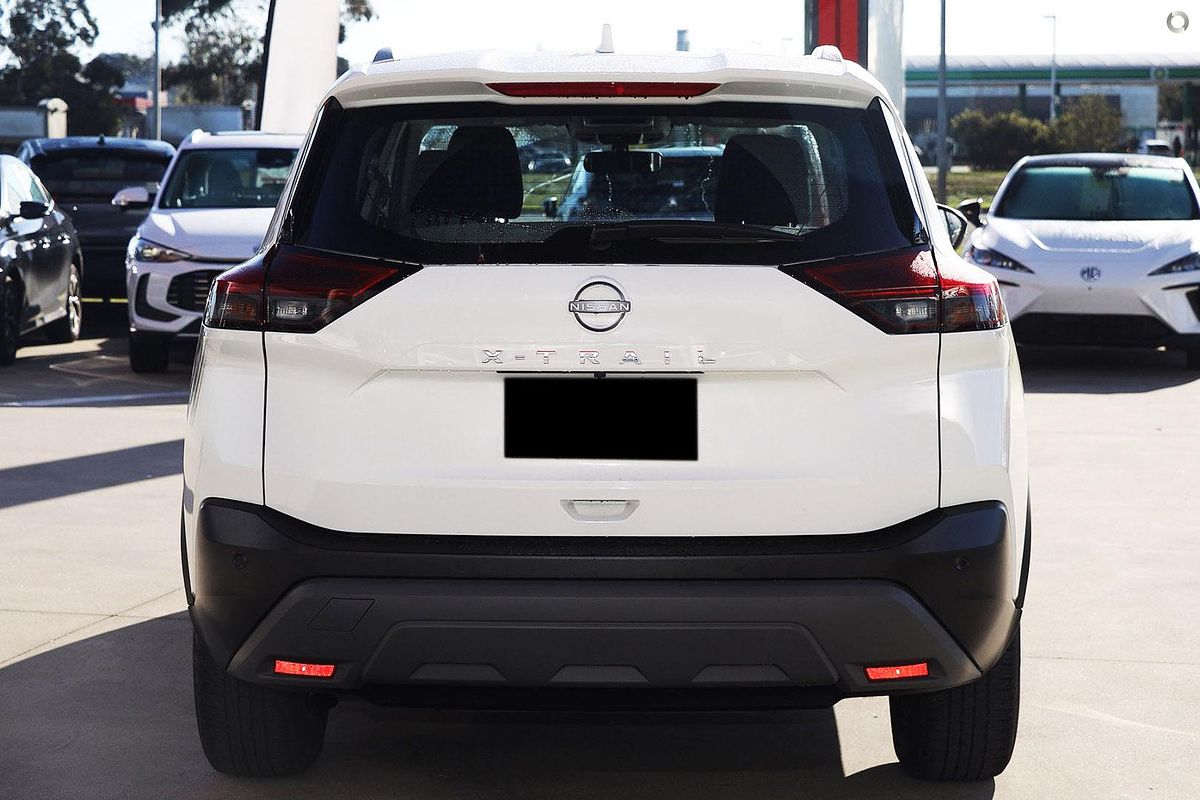 2024 Nissan X-TRAIL ST T33