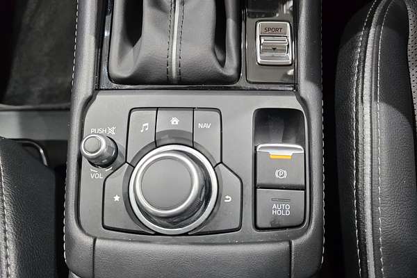 2023 Mazda CX-3 Akari DK