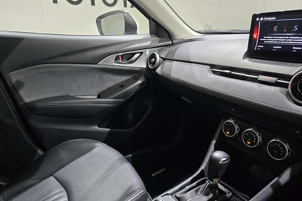 2023 Mazda CX-3 Akari DK