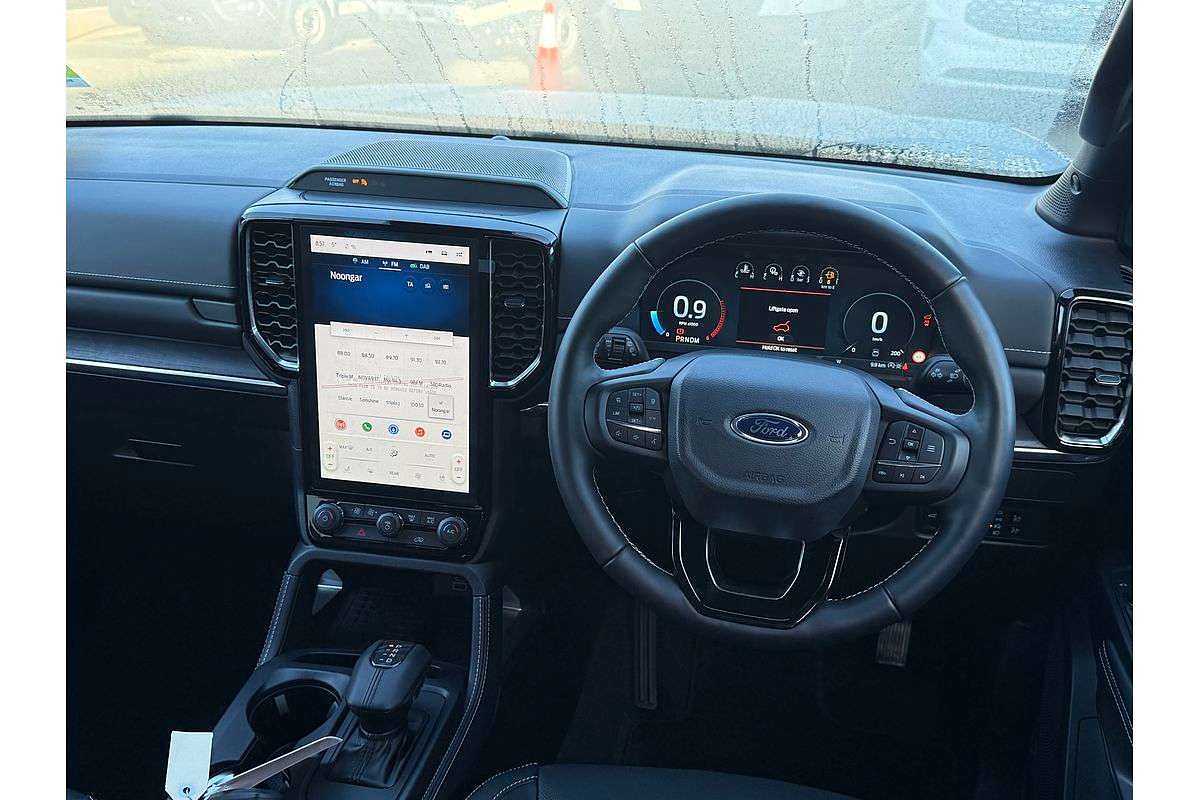 2025 Ford Everest Platinum 3.0L