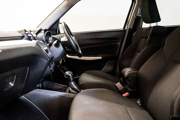 2017 Suzuki Swift GL Navigator AZ